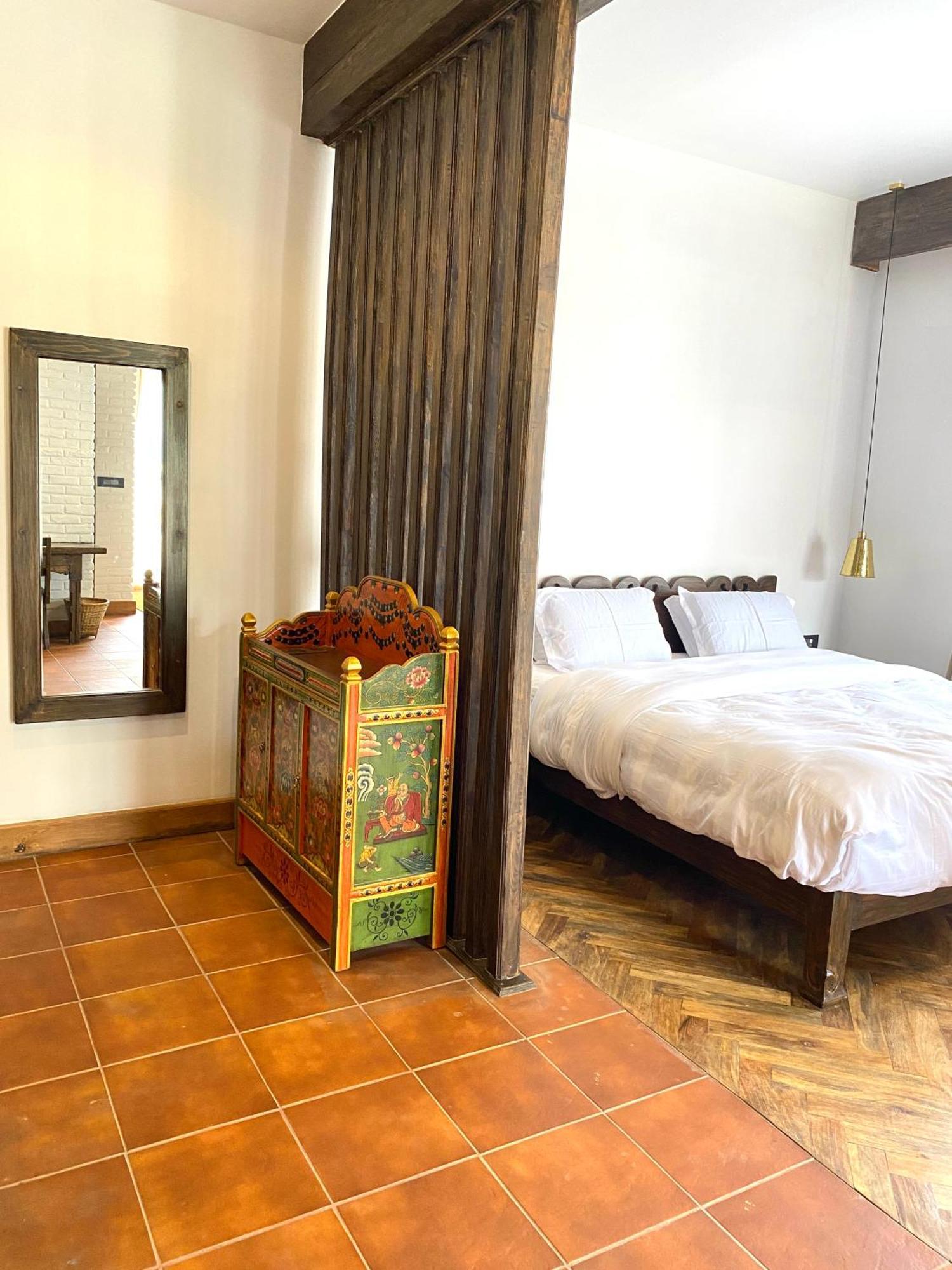 Uma Residence And Suites Kathmandu Buitenkant foto