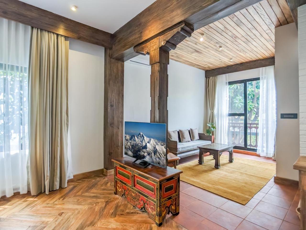 Uma Residence And Suites Kathmandu Buitenkant foto
